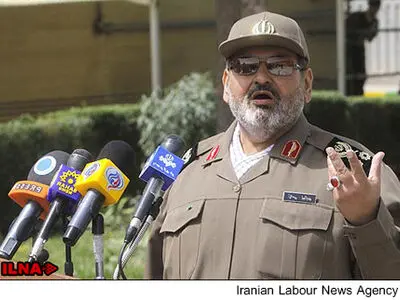 مدیران برای بستن راه نفوذ آمریکا، رجایی و باهنر را الگو قرار دهند