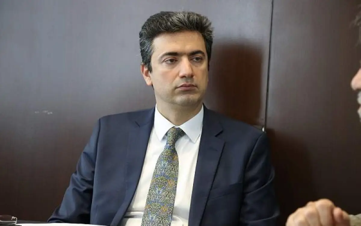 فشار تورمی حذف ارز ۴۲۰۰ تومانی، فاجعه جدی است/ رشد پایه پولی و نقدینگی در ماه‌های آینده/ افزایش فروش نفت با چراغ سبز آمریکا بود
