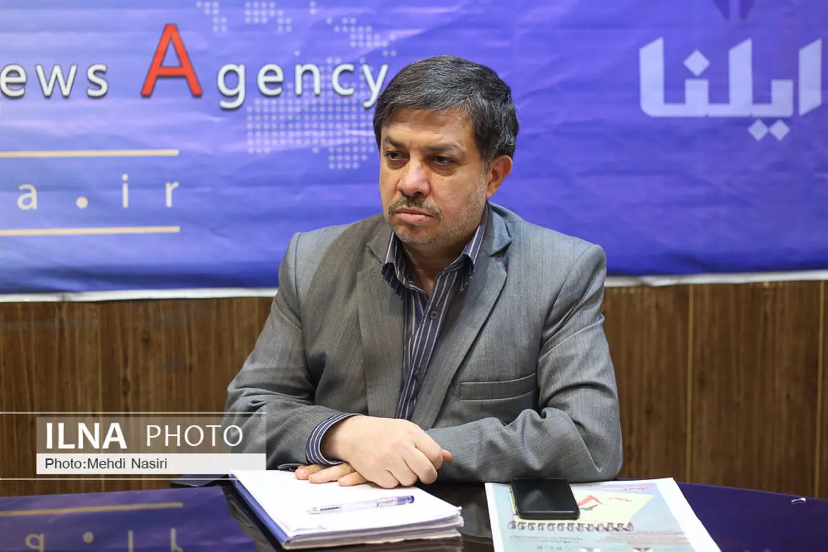 اگر دولت در تامین حقوق پرسنل خود مشکل دارد بودجه اصلاحی به مجلس بفرستد