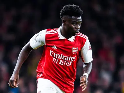 ساکا پردرآمدترین بازیکن تاریخ آرسنال شد