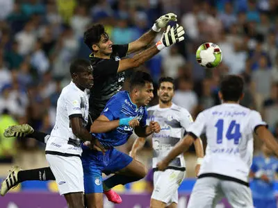 هافبک استقلال به فجرسپاسی شیراز پیوست (عکس)