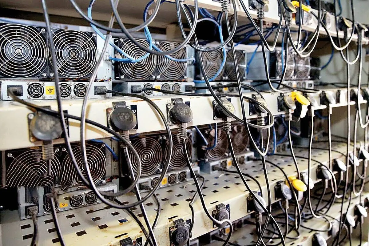 ۲۰۰۰ دستگاه ماینر قاچاق به ارزش ۱۴۷ میلیارد تومان کشف شد