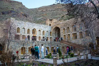 ورود ۸۳۱۹ گردشگر خارجی به آذربایجان شرقی
