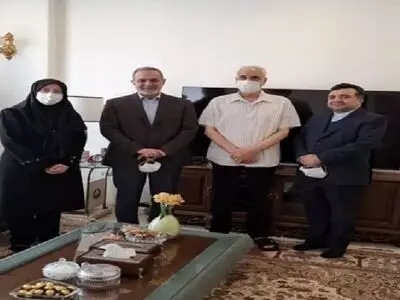 عیادت معاون وزیر کشور از محسن مهرعلیزاده
