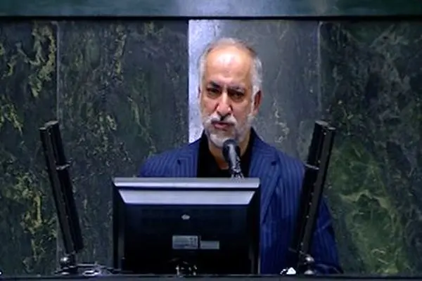 بانک‌ها نباید در جیب مردم دست اندازی کنند