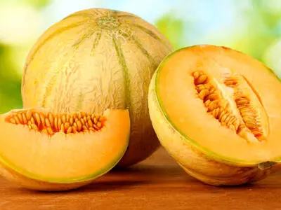طالبی را به این دلایل حتما بخورید