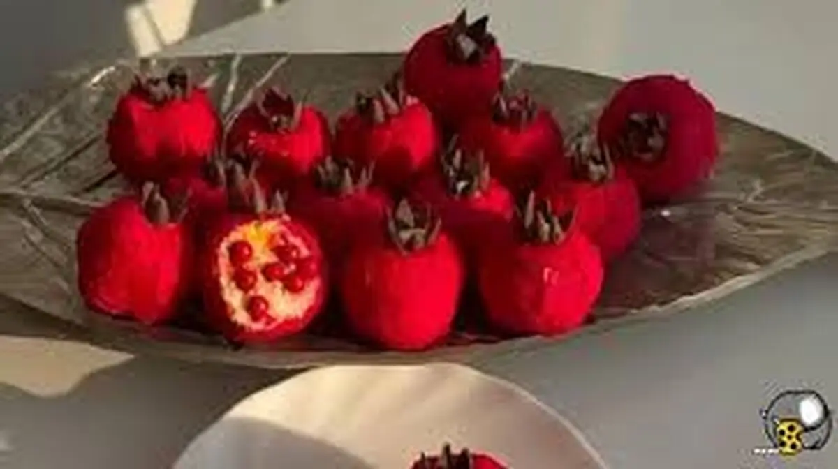 شیرینی انار بدون نیاز به فرو و همزن؛ مخصوص یلدا + فیلم