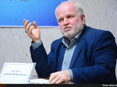 دولت زمینه مشارکت کارگران در انتخابات مجلس را فراهم کند/ باید برای ۲۹۰ کرسی مجلس لیست ۲۹۰ نفره کارگری ارائه دهیم