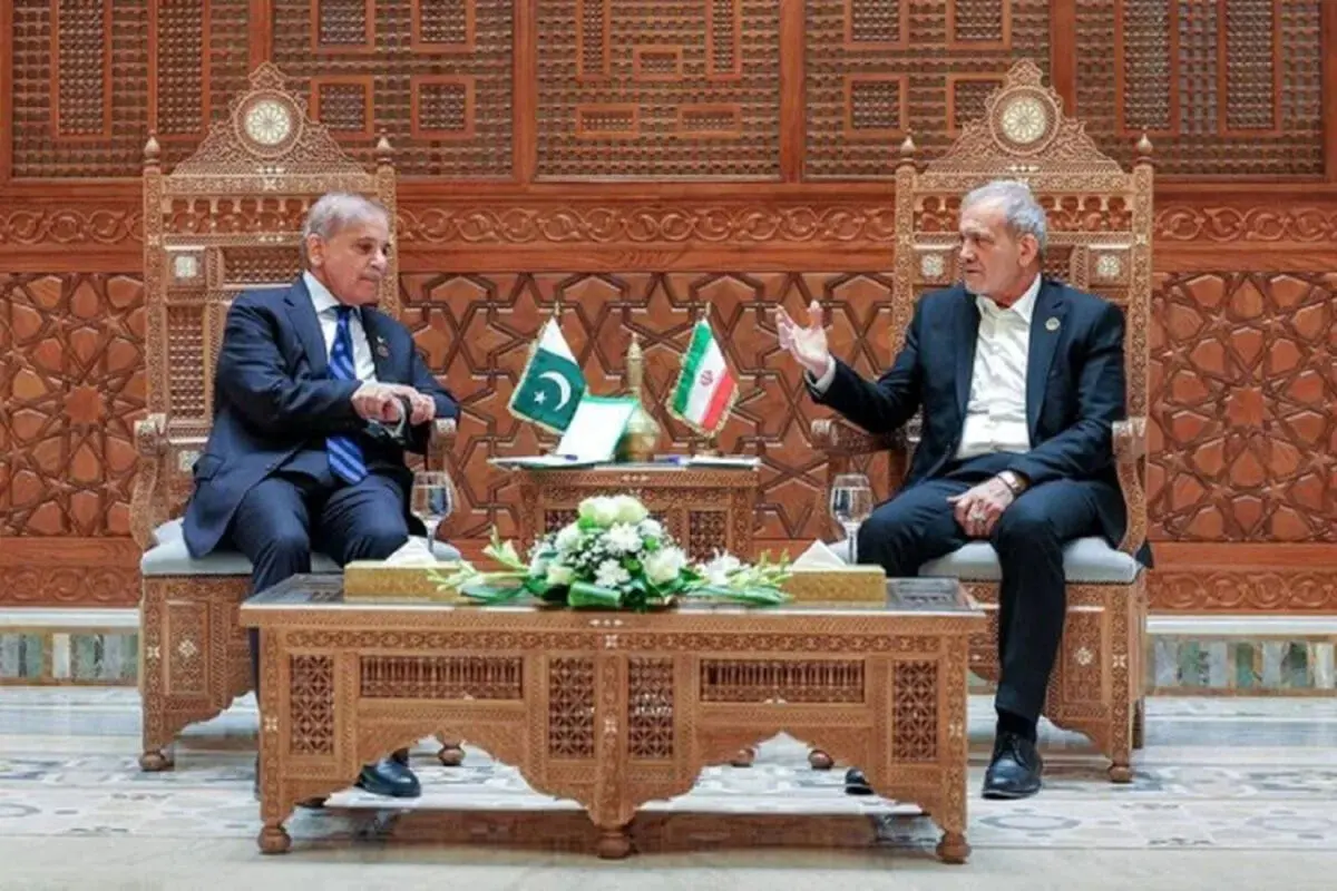  پزشکیان: روابط ایران و پاکستان باید در عرصه عمل و اجرا بیش از پیش تقویت شود