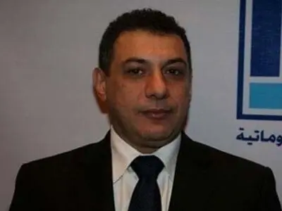 نزار زکا ایران را ترک کرد