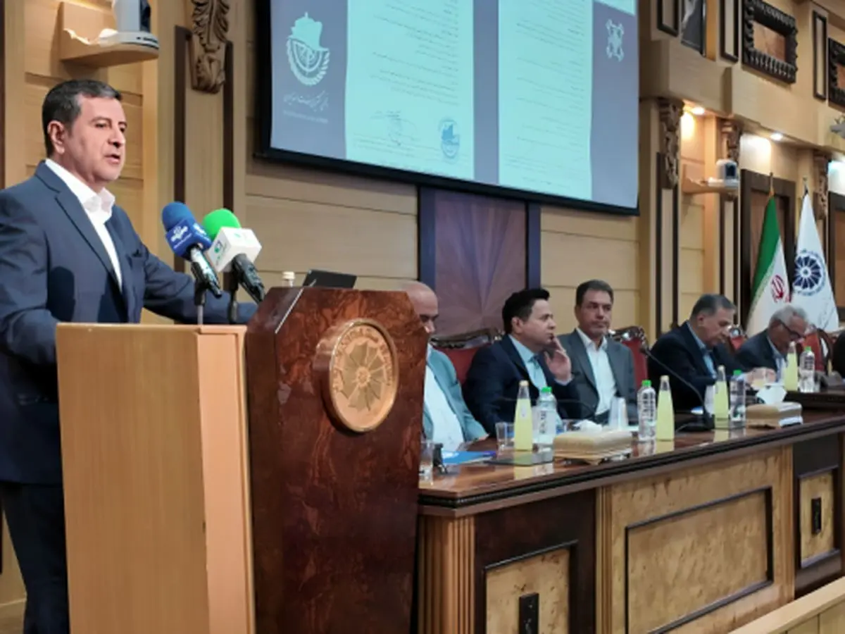 گزارش مسعودپلمه از مسئولیتهای اجتماعی انجمن کشتیرانی در جلسه هیأت نمایندگان اتاق ایران