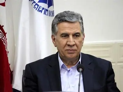 کاهش ۴۰ درصدی مصرف بنزین در روز نخست اجرای طرح/ کالاهای اساسی تا پایان سال تامین شد