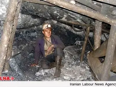 دو ماه از طلب مزدی کارگران معدن زغال سنگ «طزره» باقیمانده است