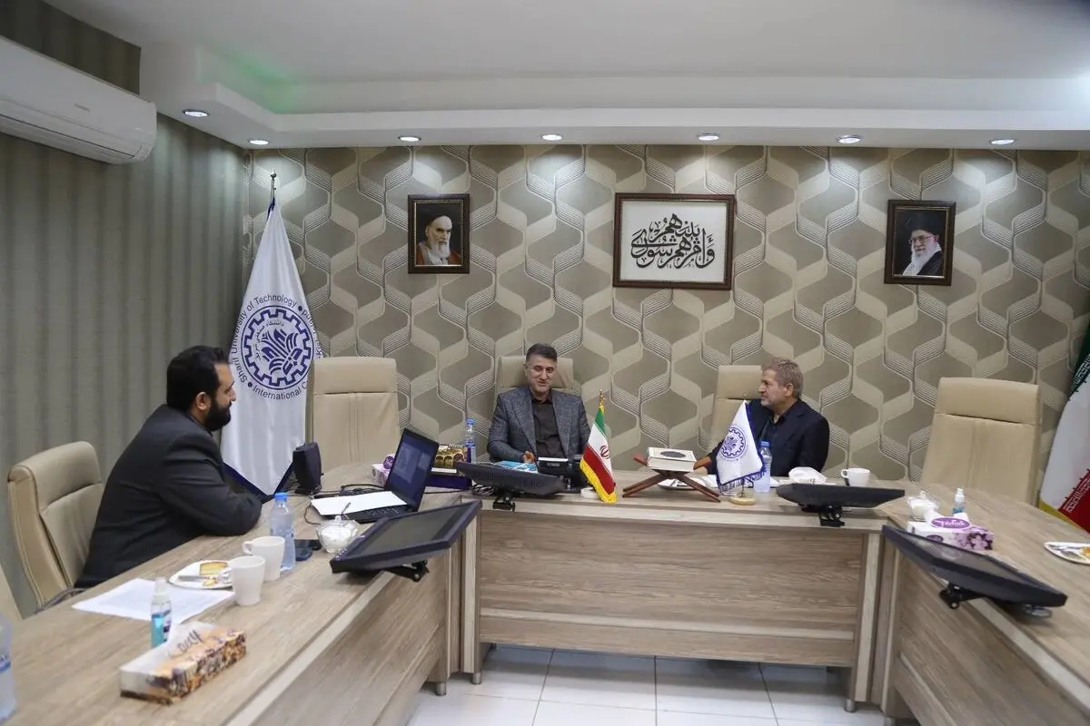 قائم مقام وزیر علوم، میهمان پردیس بین الملل کیش دانشگاه شریف