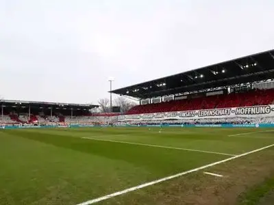 زیباترین طرح موزاییکی در دسته سوم آلمان