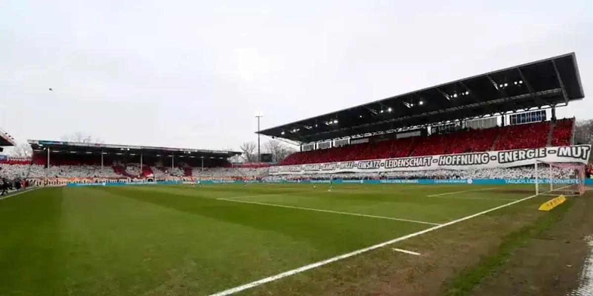 زیباترین طرح موزاییکی در دسته سوم آلمان