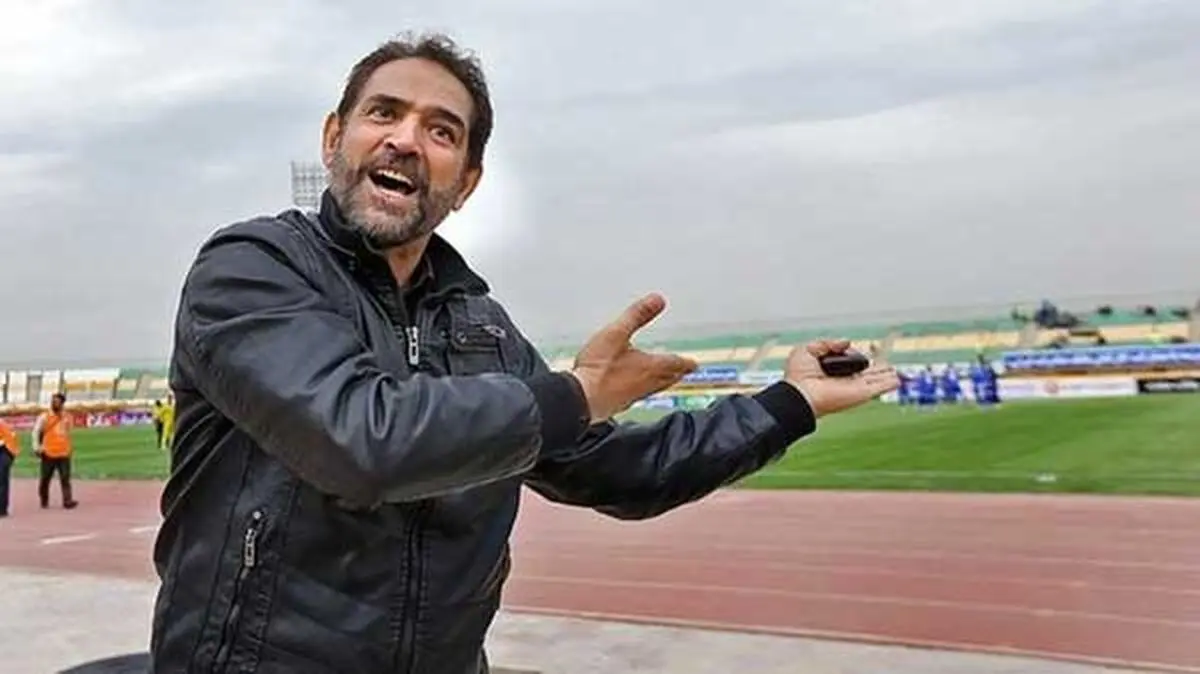 اتفاق عجیب قبل از بازی پرسپولیس؛ فیروز گسترش را ترک کرد!