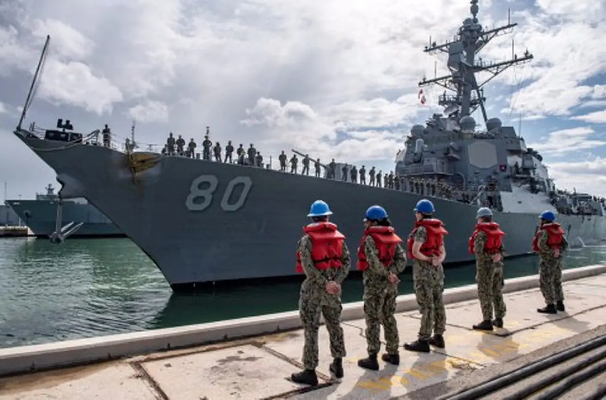 آرایش جنگی آمریکا در دریای عرب علیه ایران