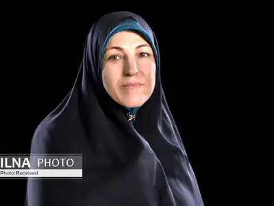 سرانه پزشک در کشور رو به کاهش است/ به ازای هر ۱۰ هزار نفر ۵ پزشک متخصص وجود دارد/ روش‌های پذیرش دانشگاه‌ بدون بار مالی برای دولت را امتحان کنیم