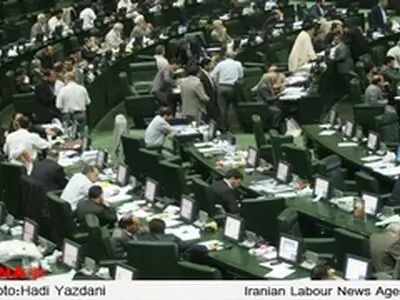 مخالفت نمایندگان با تحقیق و تفحص از اتاق مرکزی تعاون