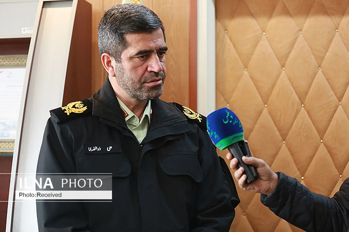 کشف ۲۶ هزار جفت دستکش لاتکس احتکار شده 
