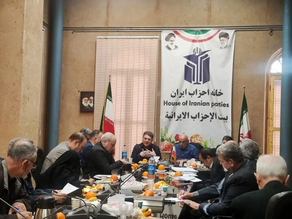 صدای واحد احزاب در جنگ، پشتوانه منافع ملی است