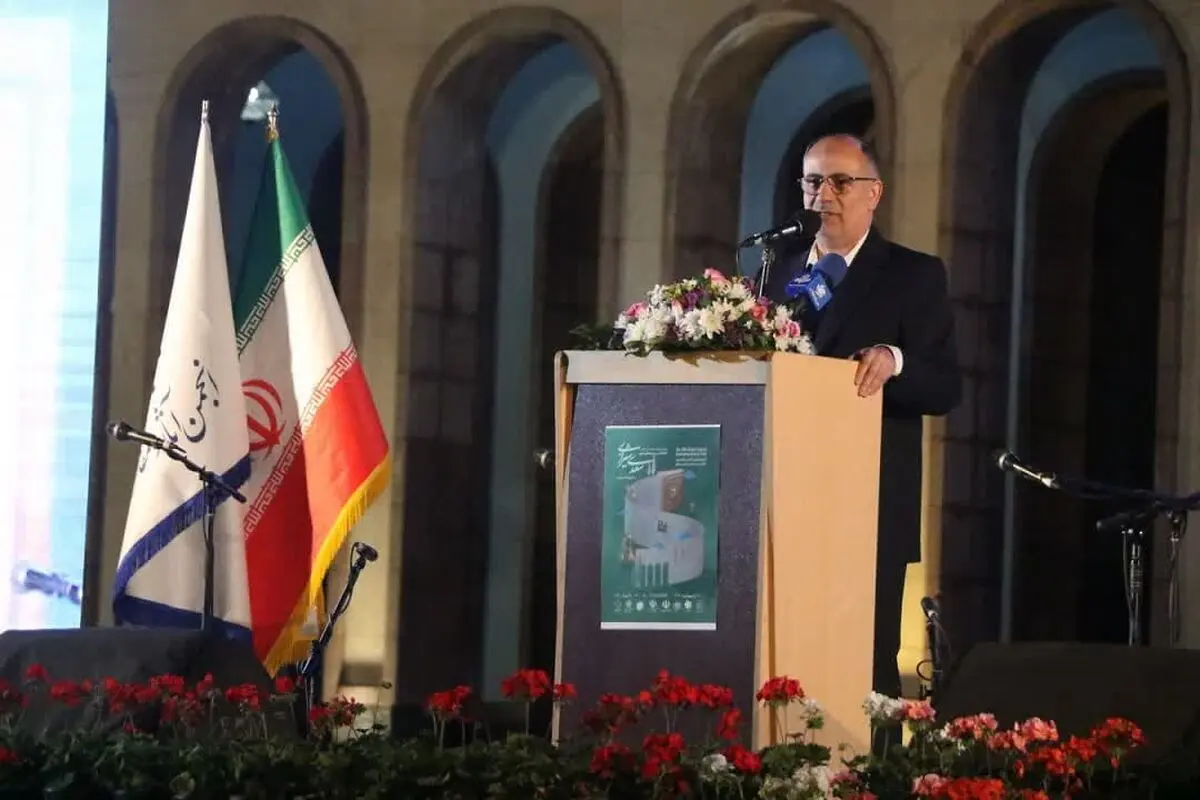 سخن سعدی سرشار از عشق و خردورزی های حکیمانه است