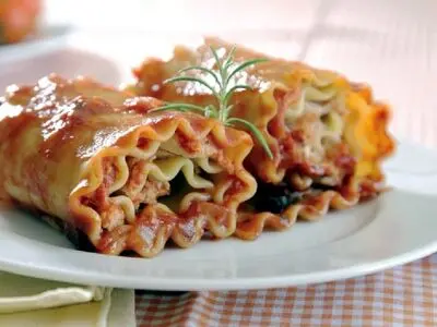 طرز تهیه لازانیا رولی بدون فر