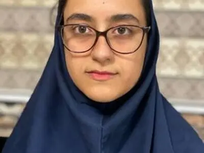نفر اول کنکور زبان: می‌خواهم زبان روسی بخوانم/ سینمای تارکوفسکی را دوست دارم/ تصمیم دارم چندسالی در روسیه درس بخوانم