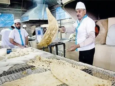 مشکلی در تامین آرد و نان آذربایجان‌غربی وجود ندارد