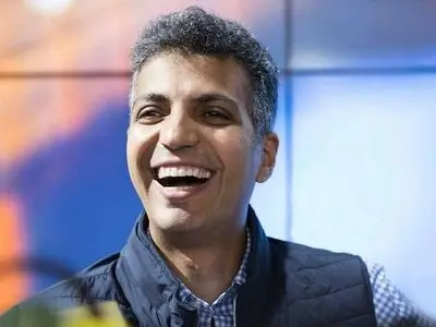 آغاز لیگ برتر انگلیس با گزارش عادل فردوسی‌پور