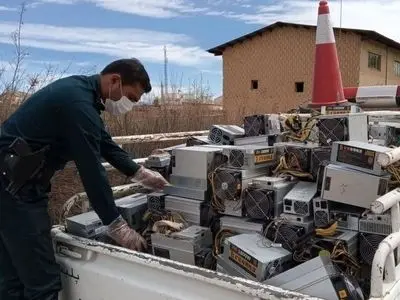 مزرعه استخراج رمزارز در جزیره قشم کشف شد