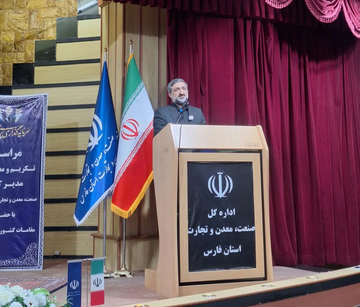 هماهنگی دستگاه‌ها سرمایه بزرگ توسعه فارس است/ آیین‌نامه‌های مانع توسعه باید کنار گذاشته شوند