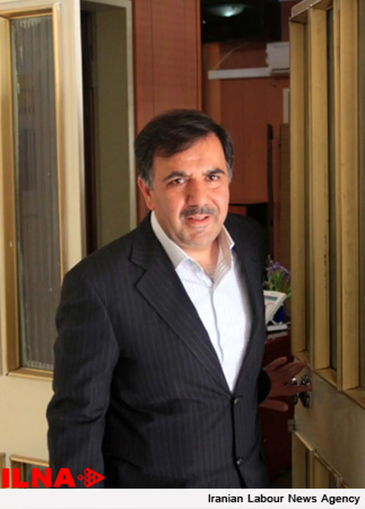 وزیر راه و شهرسازی به خریداران ویلا هشدار داد