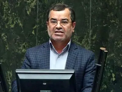 باید با مسببین برهنگی برخورد شود