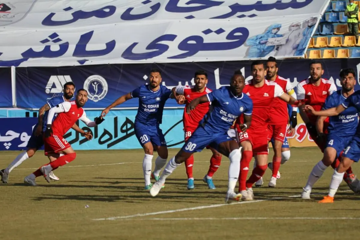 درگیری مهاجم سابق پرسپولیس با مدافع تراکتور 