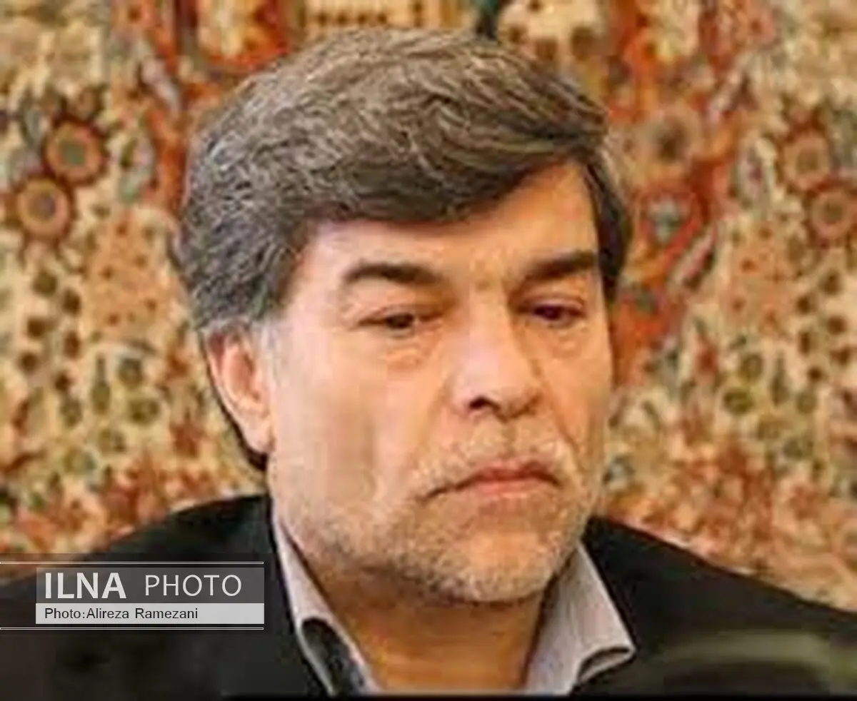 دانشجویان دانشگاه کاشان بیشترین آثار هنری را درچهارمین دو سالانه  فرش کشور ارائه داده‌اند