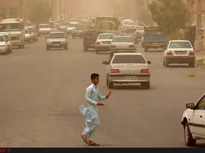 وزش باد شدید و گرد و خاک در نیمه شرقی کشور/ افزایش دمای تهران از روز سه‌شنبه