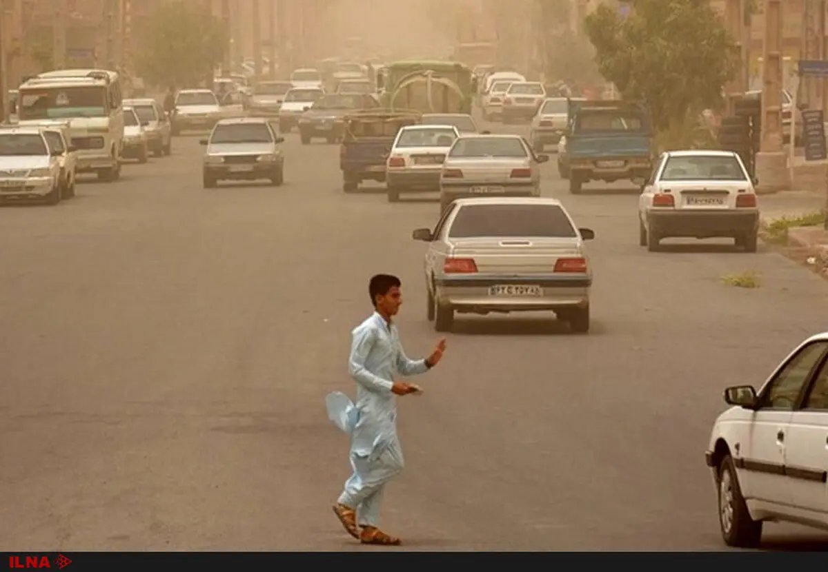 وزش باد شدید و گرد و خاک در نیمه شرقی کشور/ افزایش دمای تهران از روز سه‌شنبه