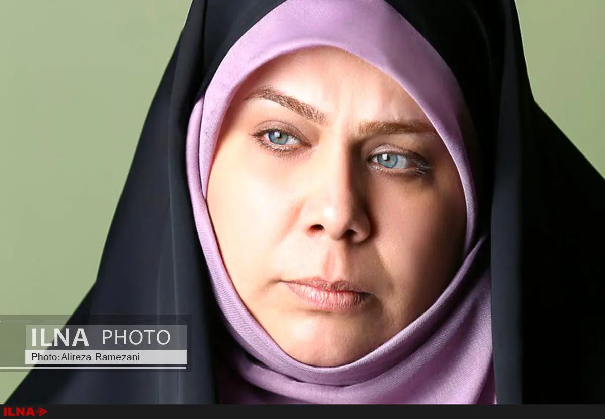 کرامت بخشیدن زنان با حرکتهای سمبولیک میسر نمیشود