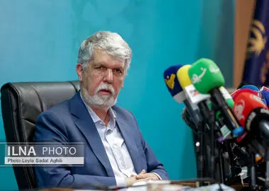 شعر فارسی، عصاره رنج و لذت، حکمت و اخلاق، عرفان و معنویت و تبلور «داد» در برابر «بیداد» است