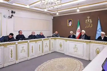 آماده مذاکره و تفاهم هستیم، اما طبق اصول و منطق/در برخورد با جواسیس و پیاده‌نظام دشمن، آرایش ما منطبق با اقتضائات دوره جنگ است