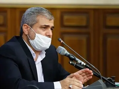 مردم خودشان را با خروج از شهر به زحمت نیندزاند