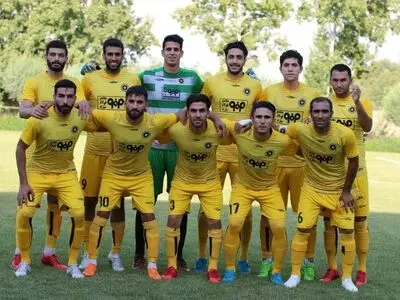 بازوبند کاپیتانی برای بازیکن جدایی طلب سپاهان