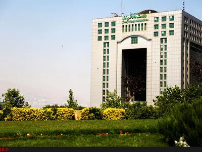 تفکیک وزارت راه و شهرسازی در مجلس رای می آورد/ بخش مسکن در قالب معاونت اداره شود 