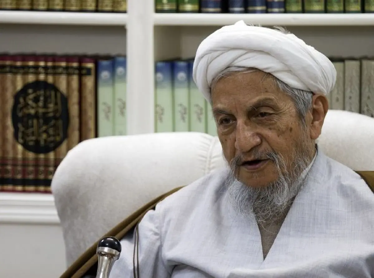 آیت‌الله صانعی تا آخرین روزهای حیات در دفاع از جمهوریت نظام سختی‌های زیادی متحمل شد