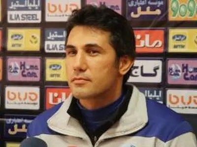 آقایی: برای بازی با پرسپولیس طرح و برنامه داریم/ پرسپولیس تیم بزرگی است