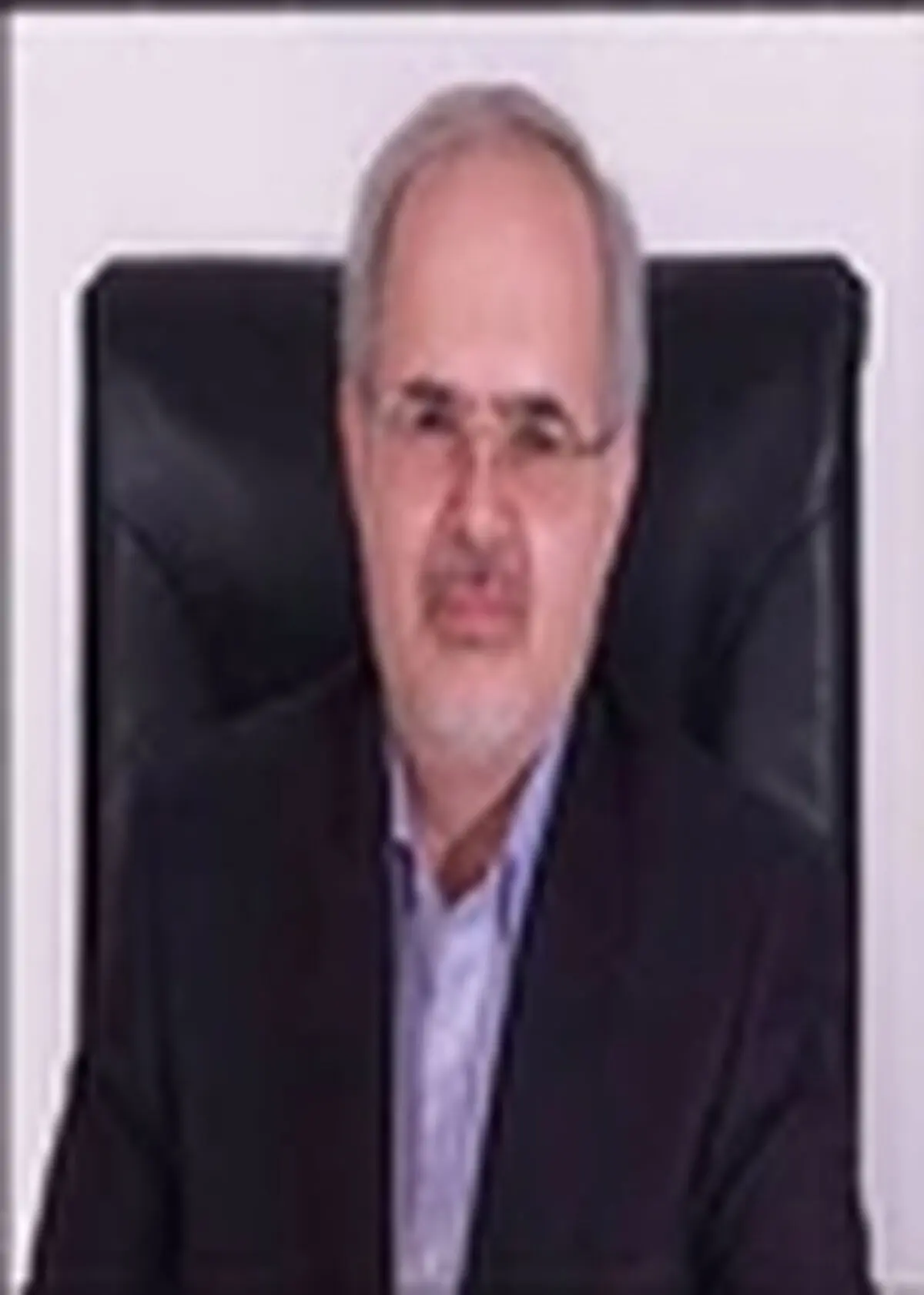 دانشگاه های کشور تنها عرضه محور هستند / تعادل بین عرضه و تقاضا در کشور نیست