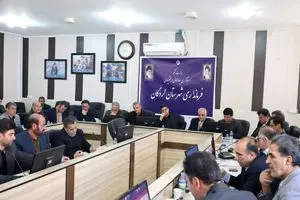 استاندار چهارمحال و بختیاری بر مدیریت جهادی در تأمین کالاهای اساسی در شرایط جنگی تاکید کرد