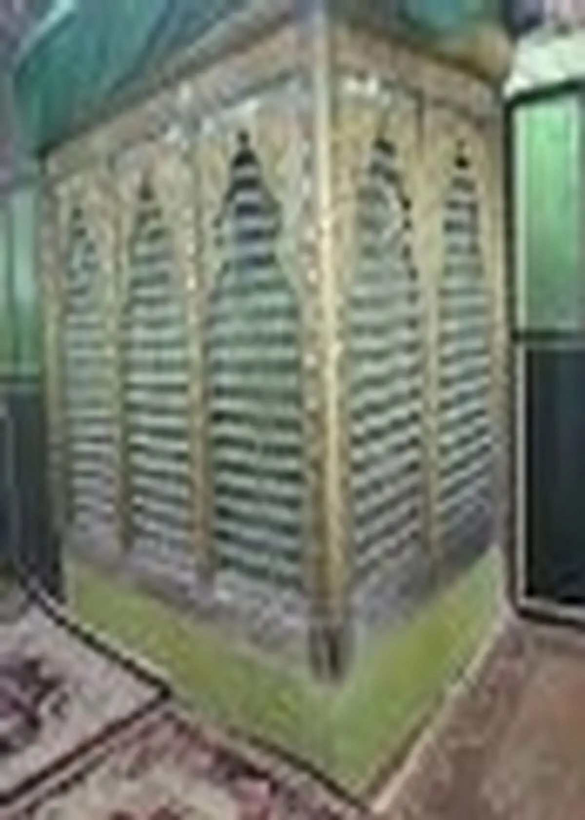 ضریح جدید امامزاده علی اصغر(ع) روستای ولاشجرد رونمایی شد